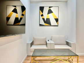 City Center - Next to Holiday Inn -2BR Apartment